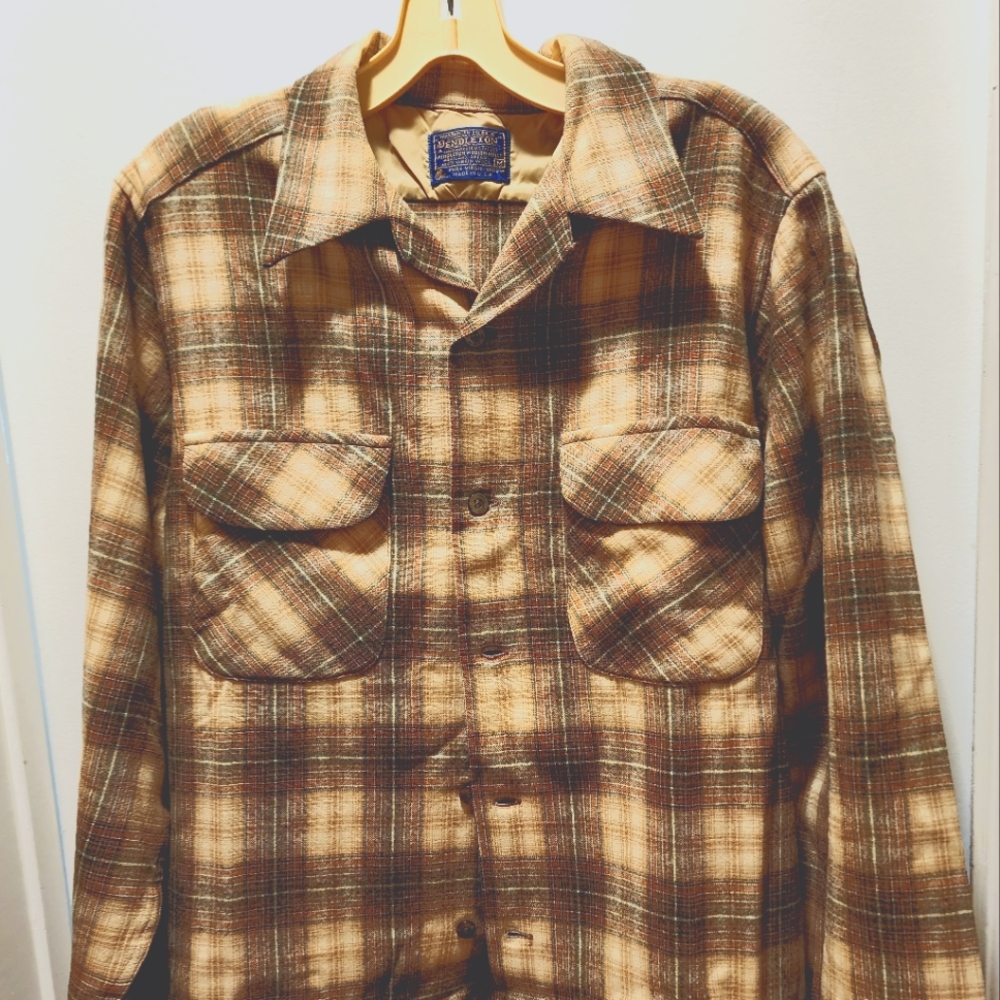 Men's vintage Pendleton board shirt, medium